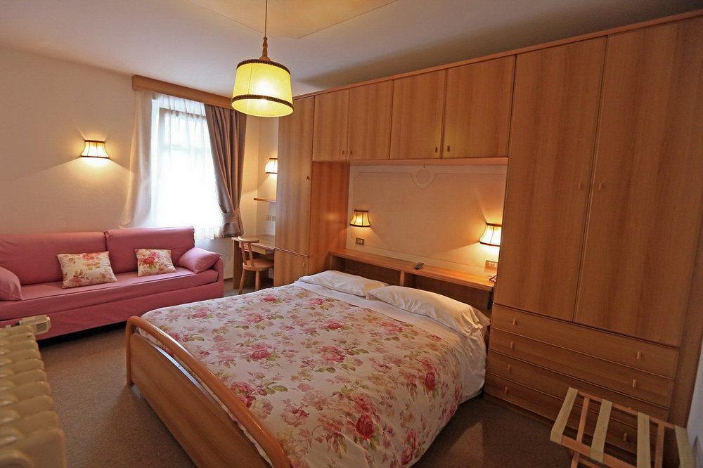 Hotel San Giovanni Vigo di Fassa Εξωτερικό φωτογραφία