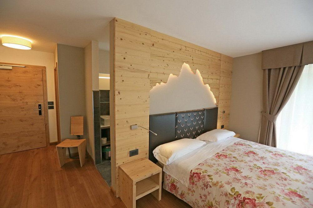 Hotel San Giovanni Vigo di Fassa Εξωτερικό φωτογραφία
