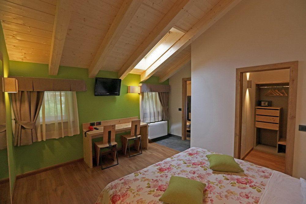 Hotel San Giovanni Vigo di Fassa Εξωτερικό φωτογραφία