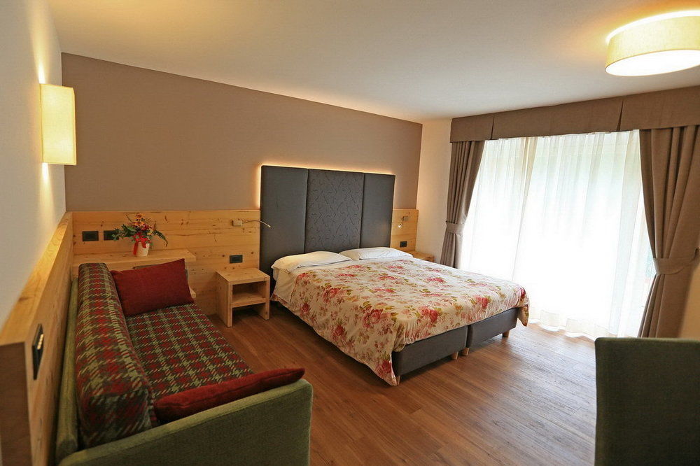 Hotel San Giovanni Vigo di Fassa Εξωτερικό φωτογραφία